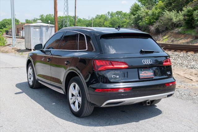 Photo of 2018 BLACK Audi Q5
