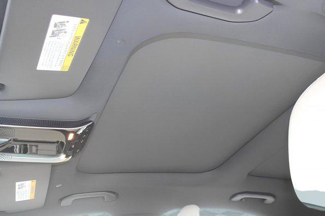 Photo of 2025 Twilight Blue Metallic Mercedes-Benz C-Class