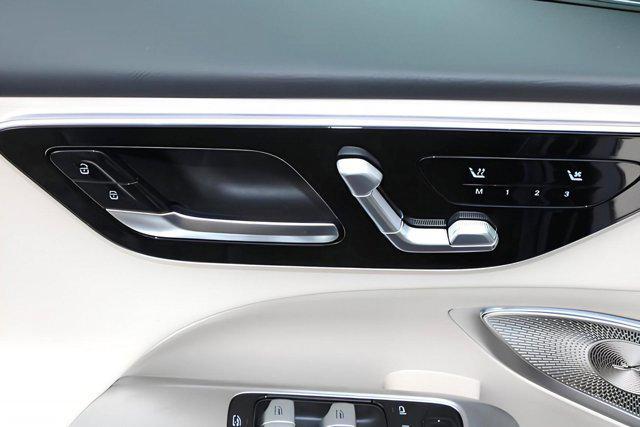 Photo of 2025 Twilight Blue Metallic Mercedes-Benz C-Class