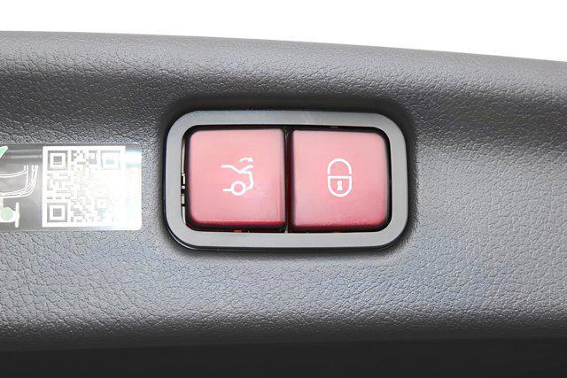 Photo of 2025 Polar White Mercedes-Benz C-Class