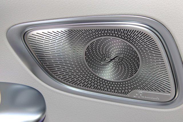 Photo of 2026 Verde Silver Metallic Mercedes-Benz GLC 300