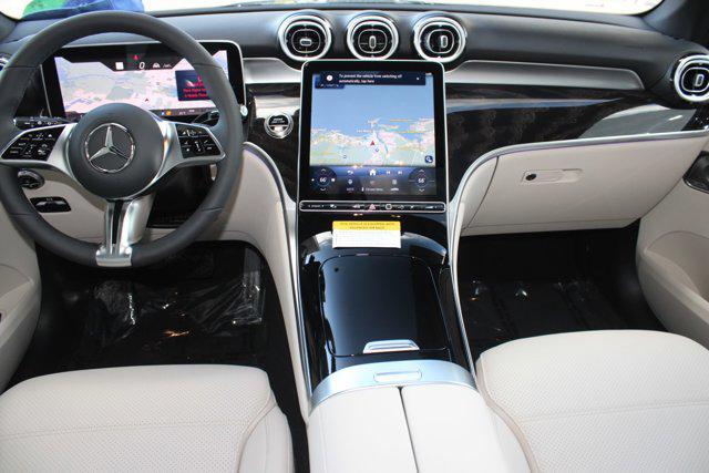 Photo of 2026 Verde Silver Metallic Mercedes-Benz GLC 300