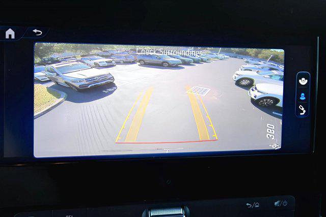 Photo of 2025 Arctic White Mercedes-Benz Sprinter 2500