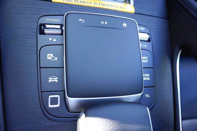Photo of 2025 Polar White Mercedes-Benz GLE 350