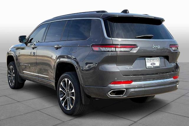 Photo of 2023 Metallic Jeep Grand Cherokee L