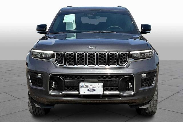 Photo of 2023 Metallic Jeep Grand Cherokee L