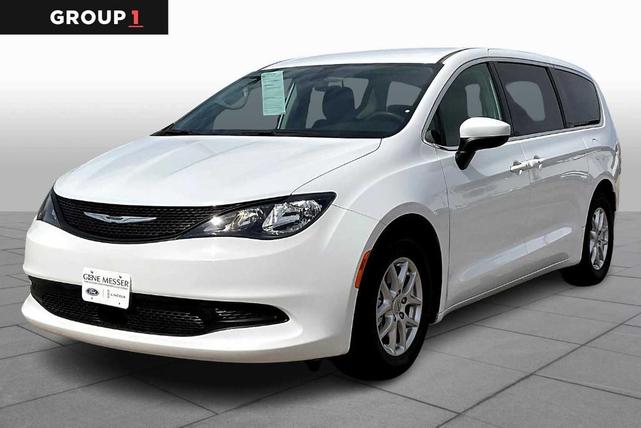 2022 Chrysler Voyager