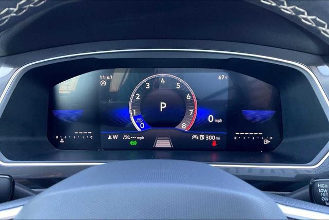 Photo of 2024 Pure White Volkswagen Tiguan