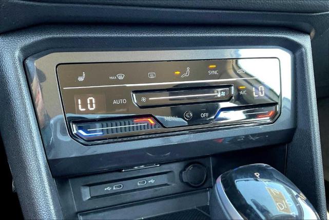 Photo of 2024 Pure White Volkswagen Tiguan