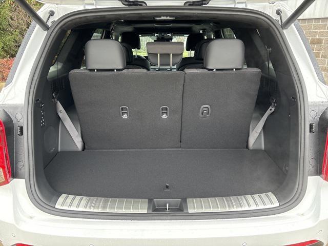 Photo of 2025 Hyper White Hyundai PALISADE
