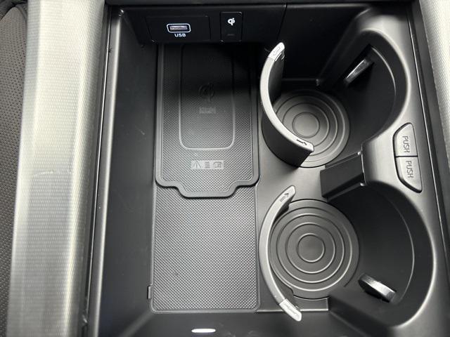 Photo of 2025 Hyper White Hyundai PALISADE