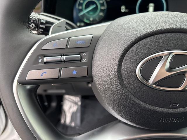 Photo of 2025 Hyper White Hyundai PALISADE