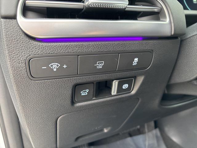 Photo of 2025 Hyper White Hyundai PALISADE