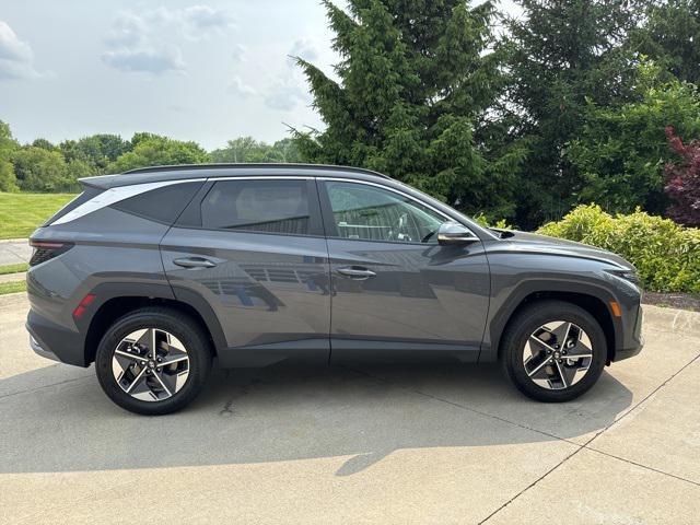 Photo of 2025 Ecotronic Gray Hyundai TUCSON