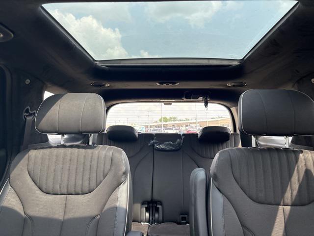 Photo of 2025 Hyper White Hyundai PALISADE