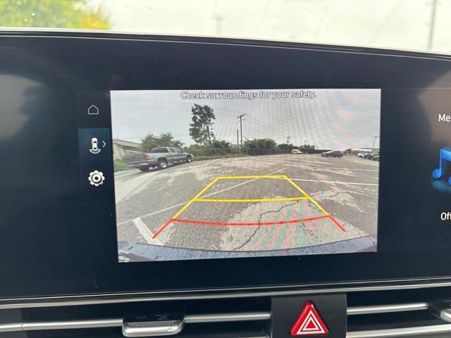 Photo of 2023 Onyx Black Hyundai ELANTRA