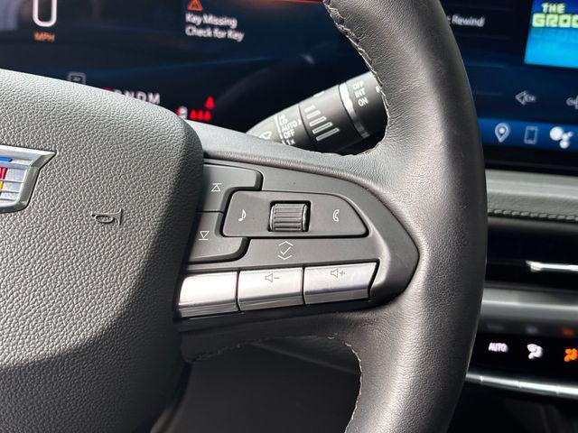 Photo of 2025 Argent Silver Metallic Cadillac XT4
