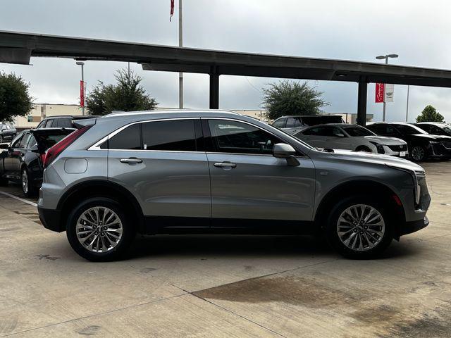 Photo of 2025 Argent Silver Metallic Cadillac XT4