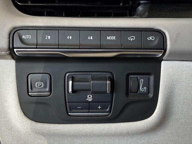 Photo of 2022 Crystal White Tricoat Cadillac Escalade