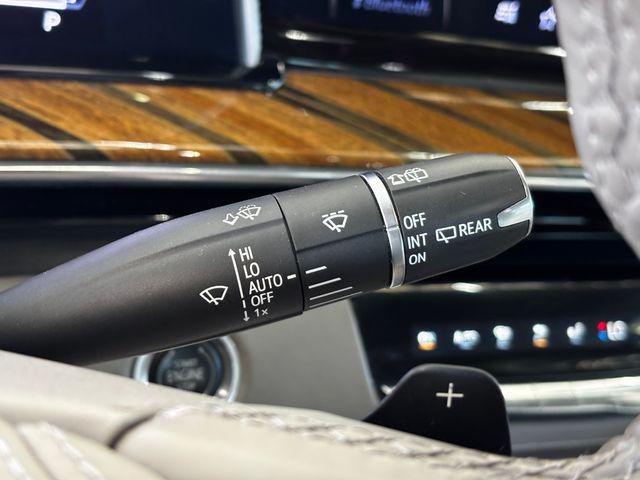 Photo of 2022 Crystal White Tricoat Cadillac Escalade