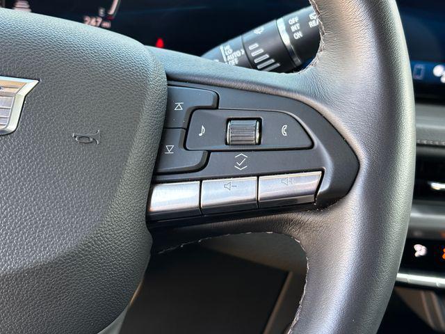 Photo of 2025 Argent Silver Metallic Cadillac XT4