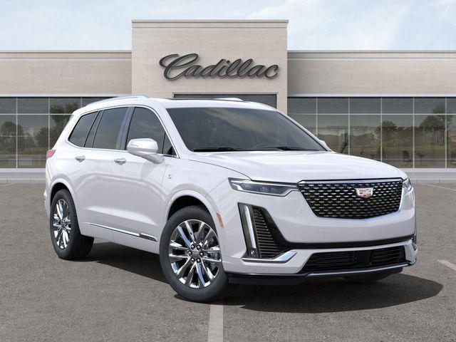 Photo of 2024 Crystal White Tricoat Cadillac XT6