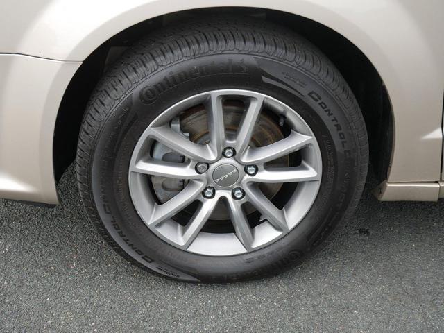 Photo of 2015 Tan Dodge Grand Caravan