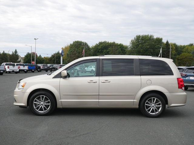Photo of 2015 Tan Dodge Grand Caravan