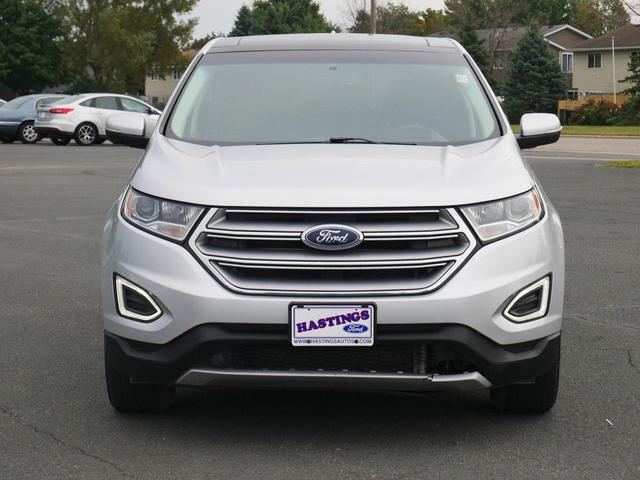 Photo of 2016 Silver Ford Edge