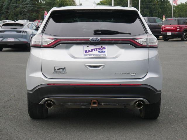 Photo of 2016 Silver Ford Edge