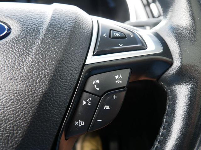 Photo of 2016 Silver Ford Edge