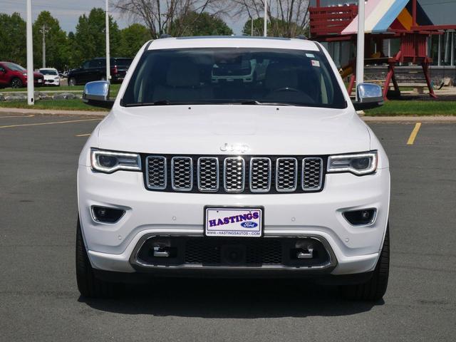 Photo of 2019 White Jeep Grand Cherokee