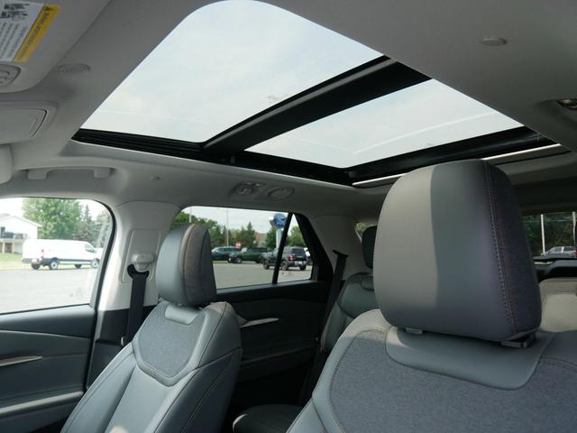 Photo of 2025 Blue Ford Explorer