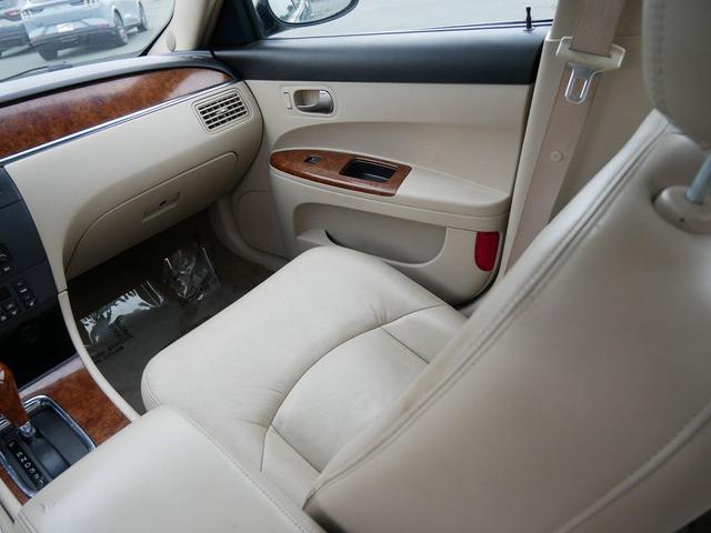 Photo of 2006 Black Buick LaCrosse