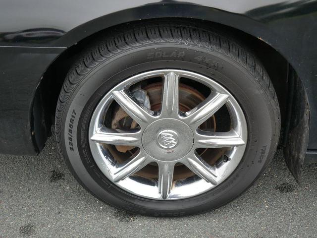 Photo of 2006 Black Buick LaCrosse