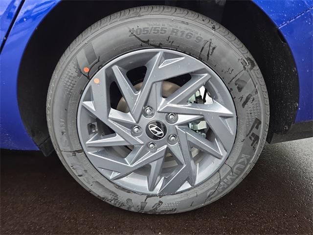 Photo of 2025 Intense Blue Hyundai ELANTRA HEV