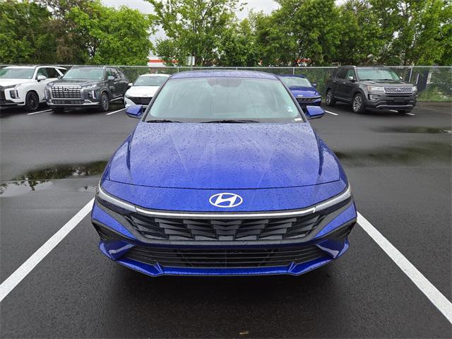 Photo of 2025 Intense Blue Hyundai ELANTRA HEV