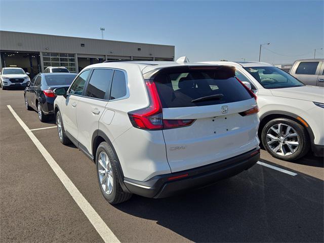 Photo of 2025 Platinum White Honda CR-V