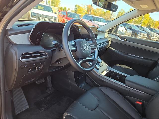 Photo of 2024 Abyss Black Pearl Hyundai PALISADE