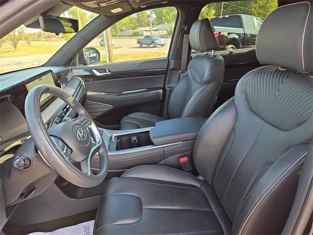 Photo of 2024 Abyss Black Pearl Hyundai PALISADE
