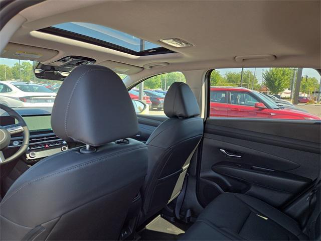 Photo of 2025 Phantom Black Hyundai TUCSON