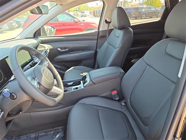 Photo of 2025 Phantom Black Hyundai TUCSON