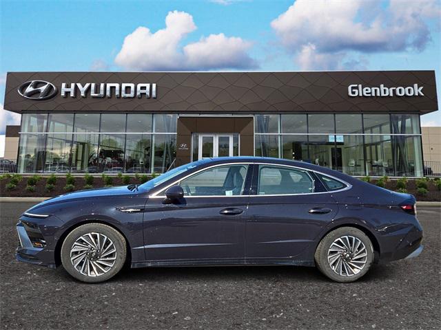 2024 Hyundai Sonata Hybrid