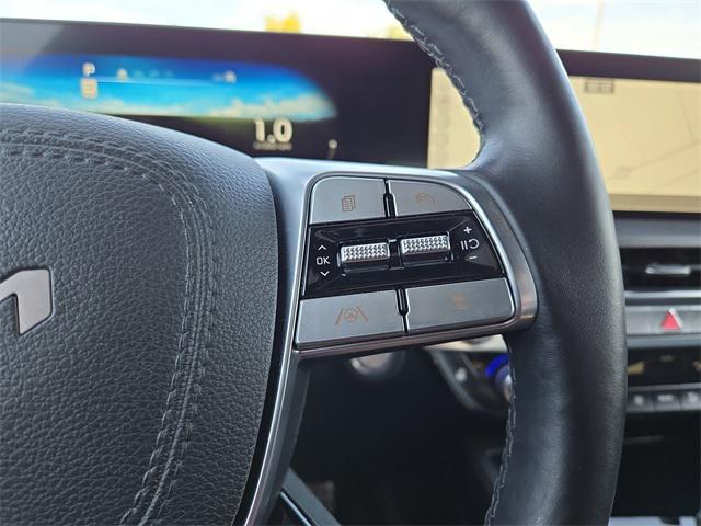 Photo of 2024 Wolf Gray Kia Telluride