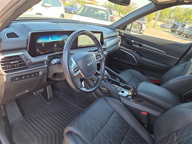 Photo of 2024 Wolf Gray Kia Telluride