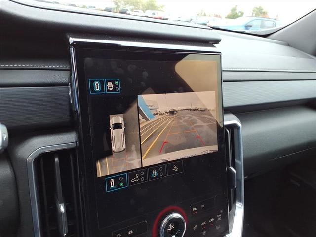 Photo of 2025 Summit White GMC Acadia