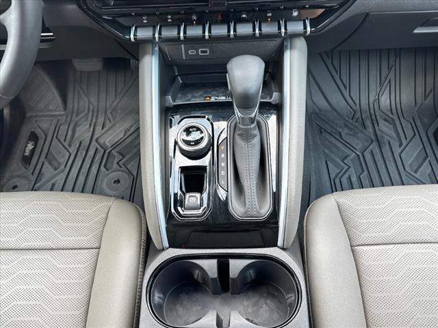 Photo of 2025 Radiant Red Chevrolet Colorado