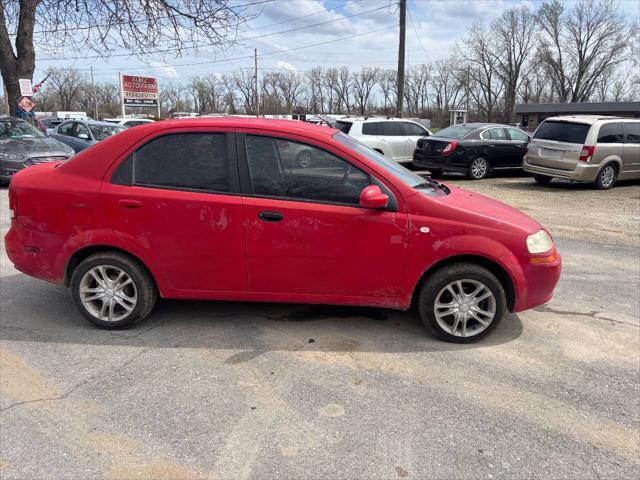 Photo of 2006 Red Chevrolet Aveo