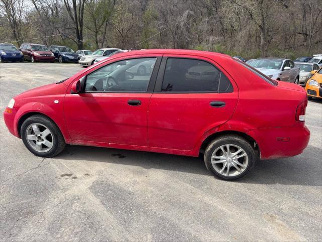 Photo of 2006 Red Chevrolet Aveo