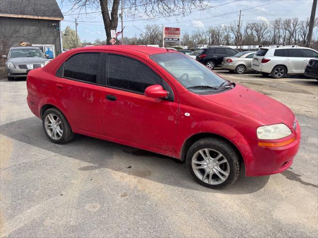 Photo of 2006 Red Chevrolet Aveo